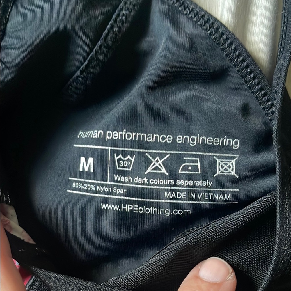 Two Human Performance Engineering Sport Bras Gent… - image 5